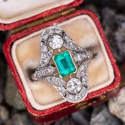 Huitan Prachtige Tweekleurige Groene CZ Damesringen Temperament Bruid Vingeraccessoires voor Huwelijksceremonie Feest Mode Sieraden 8 gray