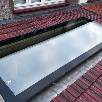 Dakraam Schuin Dak 40x40 cm – HR+++ Triple Glas – Vast Model – Geluidsreductie – Lekvrij Ontwerp