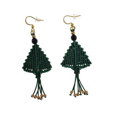 Micro Macramé Kerst Oorbellen met Onyx Steen, Haakoorbellen Dames, Kerstboom Design, Verguld RVS - Handgemaakt