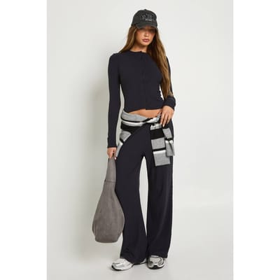 boohoo Dames Ultra Zachte Doorknoop Top met Lange Mouwen | Zwart | Maat: 38