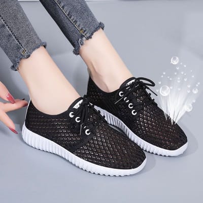 Kleine witte schoenen Dames ademende zomer mesh schoenen Dunne damesschoenen Veelzijdige uitsparing Casual schoenen Moeders schoenen 36 zwart