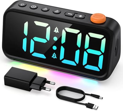 Digitale wekker met groot led-display en RGB-verlichting