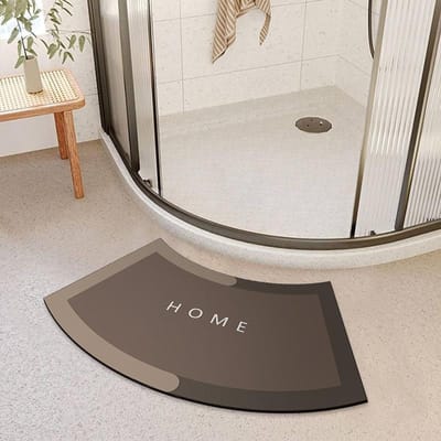 Badkamervloermatten zijn vuilafstotend en gemakkelijk te hanteren. Gebogen diatomeeënaarde waterabsorberende en antislip voetmatten. Badkamer doucheruimte voetmatten. 40*60cm