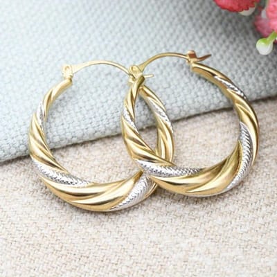 Klassieke Eenvoudige Hoop Oorbel Voor Vrouwen Gouden Kleur Geometrisch Patroon Geschikt voor Diverse Gelegenheden Metaal Veelzijdige Vrouwelijke Sieraden Cadeaus