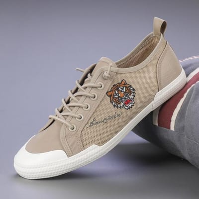Uitverkoop Canvas Herenschoenen Geborduurde Tijgerschoenen Heren Casual Loafers Klassiek Zwart Wit Slip-on Schoenen Mannelijke Designer Sneakers 44