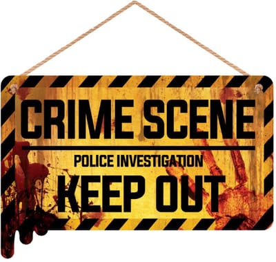 Fiestas Guirca - Houten hangbord crime scene - 35 x 20 cm - Halloween - Halloween Decoratie - Halloween Versiering