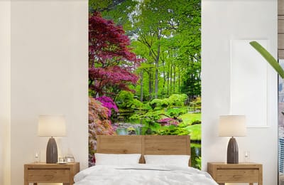 Behang - Fotobehang Bomen - bloemen - Japans - Natuur - Water - Breedte 120 cm x hoogte 240 cm