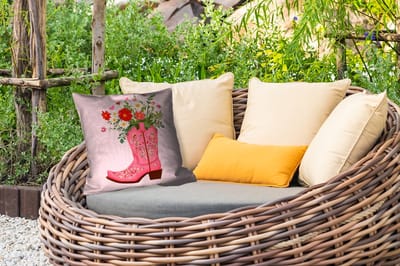 Tuinkussen - Cowboylaarzen - Roze - Boeket - Bloemen - 40x40 cm - Weerbestendig