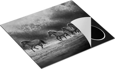Chefcare Inductie Beschermer Kudde Bruine Paarden in de Wei - Zwart Wit - 60x50 cm - Afdekplaat Inductie - Kookplaat Beschermer - Inductie Mat