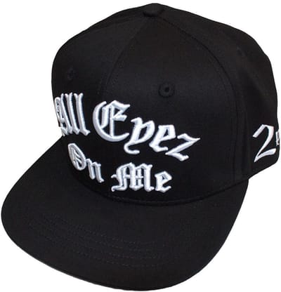 Tupac - All Eyez On Me Snapback Pet - Zwart