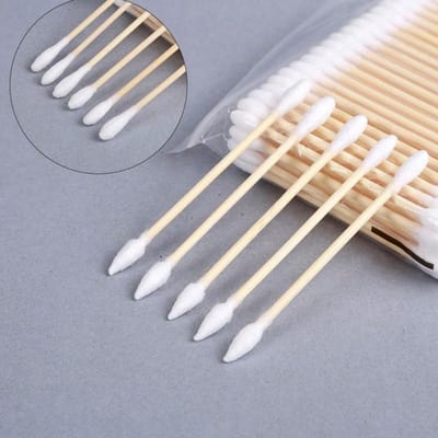 300 pcs Coton-tiges de Nettoyage Double Face de Haute Qualité Cosmétiques en Bois, Embouts de Beauté et de Soin Personnel, Coton-tiges Ronds Jetables pour le Nettoyage des Oreilles 300pcs A pointed head white