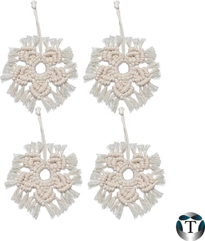 Kersthangers | Kerstpakket | Set van 4 stuks | Macramé | Kerstversiering | Kerstboom | Sneeuwvlokjes | Tassels | Hangers | Wandversiering | Versiering | Kerst | Kerstmis | Decoratie | Kerstdecoratie | Kerst 2021 | TheOldOmen |