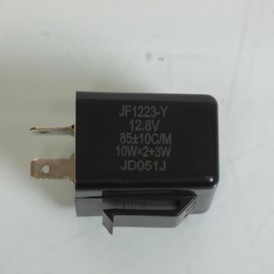 tnt knipperlicht voor motor tnt 125 city dax 12v 2x10w + 3w / jf bk 206002 nieuw