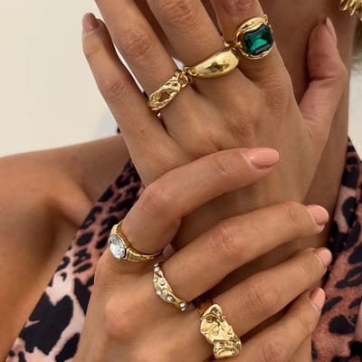 Ensemble de 6 Bagues Ouvertes Réglables Incrustées de Zircon Violet Doré Lisse pour Femmes Bijoux Quotidien Cadeaux brown