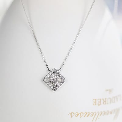 Collier en argent 925 avec micro-incrustations de zircons pour femme, chaîne de clavicule de tempérament, cadeau d'anniversaire de fête blanc