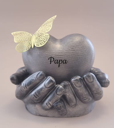 Urn hart in handen - papa - 450 ml - oud zilver