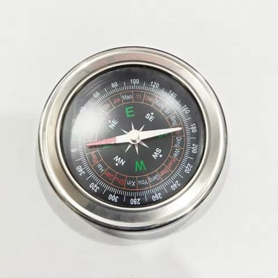 Finnacle - Kompas Zakformaat - Perfect voor Toeristen, Wandelaars & Padvinders - In Stevige Metalen Behuizing!