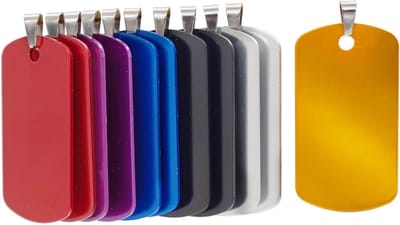 Lege Aluminium Hondenpenningen, DIY Gegraveerde Kat en Hond ID Tags, Gepersonaliseerde Huisdier Naam Tags, 12 Stuks in Diverse Kleuren, 46mm x 30mm, Perfect voor Identificatie en Decoratie