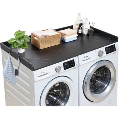 VEVOR Werkblad voor wasmachine en droger (137 x 69,9 cm) met opstaande rand en haken, voor organisatie en opbergruimte in linnenkast, voorraadkast of keukenblad, draagvermogen tot 113 kg, zwart