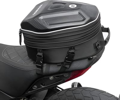 CarryQuest® - Motor Rugzak - Zadeltas Motor - Motorfiets Rugzak Achterzit - Motorrugzak - Waterdicht, Lichtgewicht, Uitbreidbaar van 20 tot 35L - Carbon Textuur - EVA Hard Shell Bescherming
