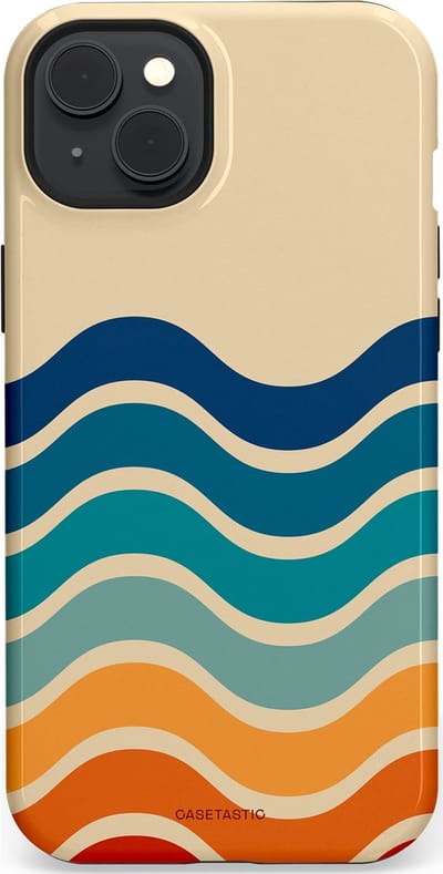 Casetastic hoesje geschikt voor Apple iPhone 15 Plus - MagSafe - Dubbellaagse bescherming - Nostalgische golven - Fashion Case - Zand Petrol Rood Oranje