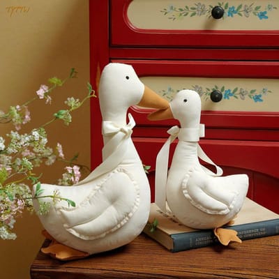 Nordische Stijl Katoen Gans Knuffeldier Minimalistisch Witte Eend Pluche Speelgoed Voor Slaapkamer Decor Fotografie Rekwisiet Metgezel Pop 45CM brown