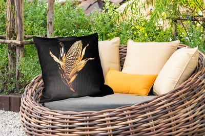 Sierkussen Buiten - Mais - Eten - Goud - Zwart - 60x60 cm - Weerbestendig