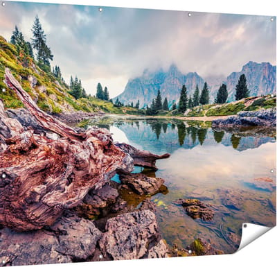 Gards Tuinposter Meer met Rotsen in de Alpen Bergen - 150x120 cm - Tuindoek - Tuindecoratie - Wanddecoratie buiten - Tuinschilderij