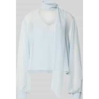 Strikblouse van vloeiende stof model 'urina'