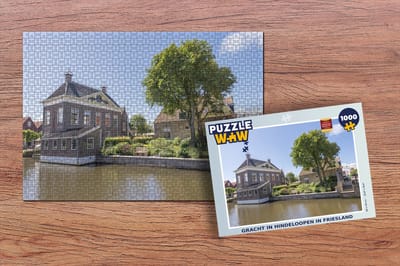 Puzzel Gracht in Hindeloopen in Friesland - Legpuzzel - Puzzel 1000 stukjes volwassenen