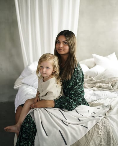 Bold Bamboo babydeken Arnví - 100% Organisch Bamboe - Knit - Antraciet streepjes