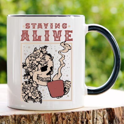 Staying alive white | Mok met tekst | Kerst cadeau | Lol surprise | Grappige mok | Verjaardag cadeau | Cadeau voor man | Cadeau voor vrouw | Cadeau voor haar | Cadeau voor hem | Grappige cadeau | Thee glazen | Valentijn cadeautjes | Koffiekopjes