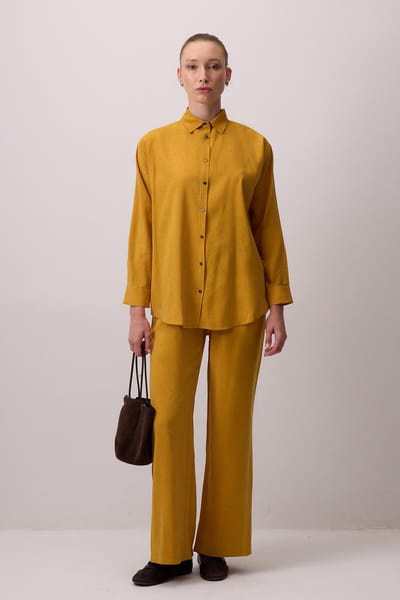 Touché Privé - Set van overhemd ve broek met stras-accenten - Mosterd - Dames