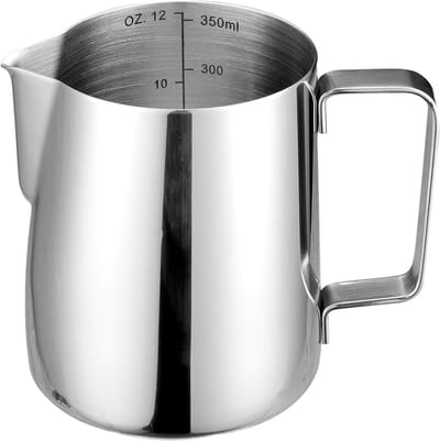 QTTVBTNA -1 melkkannetje, 350 ml (12 oz) roestvrijstalen melkkannetje met schaallijnen, barista-accessoires, koffiemelkkannetje, melkopschuimer, perfect voor espresso, cappuccino en latte