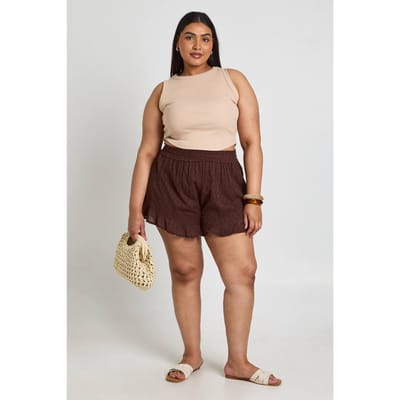 boohoo Dames Plus Broderie Short Met Elastische Taille En Wijd Uitlopende Pijpen | Chocoladebruin | Maat: 44
