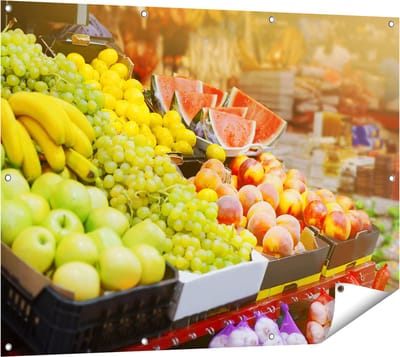 Gards Tuinposter Vers Fruit op de Markt - 120x90 cm - Tuindoek - Tuindecoratie - Wanddecoratie buiten - Tuinschilderij
