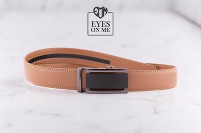 Lichtbruine lederen riem zonder gaatjes met automatische gesp voor heren ( model N323 )