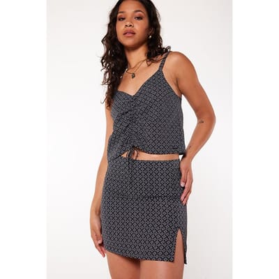 America Today Ivara Design Print 1 Maat: XS | Mouwloze Tops Outlet | Dames | Zwart