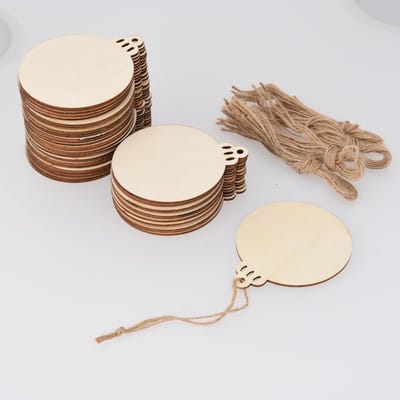 Allecto - Houten Plakjes - Houten Ronde Bauble - Ideaal voor DIY-projecten - 50 Stuks - Kerstboom Hanger - Decoratieve Labels - Handgeschilderde Or...