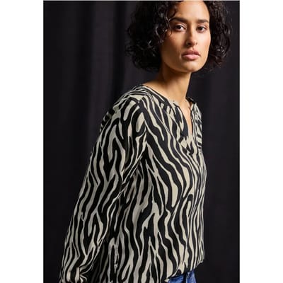 Gedessineerde blouse