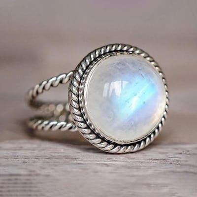 Huitan Exquise Ronde Imitatie Opaal Ringen Vrouwen Nieuw Ontworpen Unieke Veelzijdige Vrouwelijke Vinger Accessoires Feest Trendy Sieraden 12 white