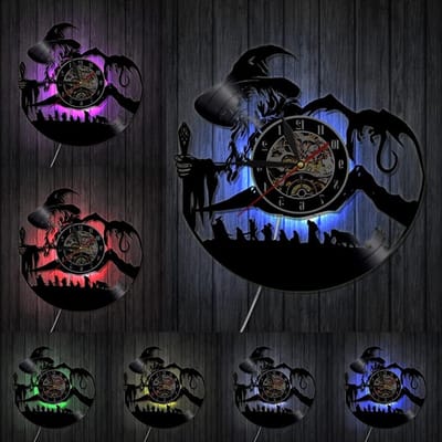 Vinyl Wandklok met LED Nachtlampfunctie - Perfect Cadeau voor Fantasy Fans en Filmliefhebbers
