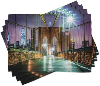 ABAKUHAUS Landschaps-placemats, Brooklyn Bridge voetgangerspad bij zonsopgang – American Landmark-beeld, tafeldecoratie van kleurvast stof voor de eetkamer en keuken, paars-bruin