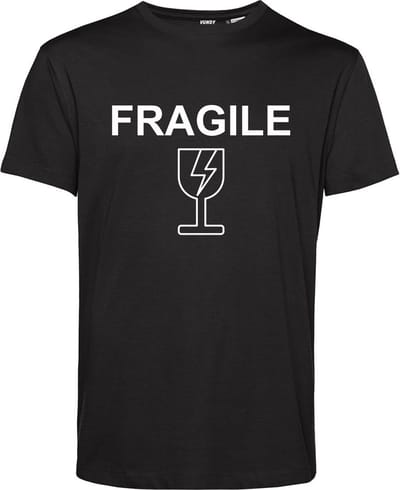 T-shirt FRAGILE | Mental Health | Gevoelig | Zwart | maat XS