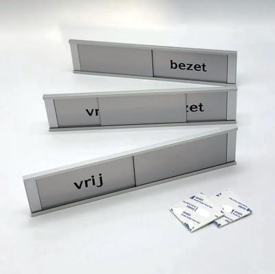 Schuifbordje Vrij - Bezet - 25,5 cm x 5,7 cm - Bevestiging twee dubbelzijdige stickers - Promessa-Design.