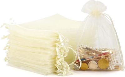 50x Organza zakjes - 10x15 cm - Feestzakjes - Snoepzakjes - Cadeauzakjes - Geboorte - Sieradenzakjes - Trekkoord - Beige/Creme - 50 Stuks