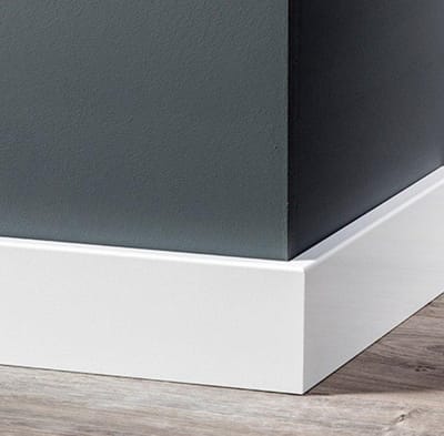 MDF Moderne plint 70x12 wit voorgelakt RAL 9010 - Aantal plint x 5