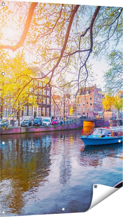 Gards Tuinposter Amsterdamse Gracht tijdens het Voorjaar - 80x120 cm - Tuindoek - Tuindecoratie - Wanddecoratie buiten - Tuinschilderij