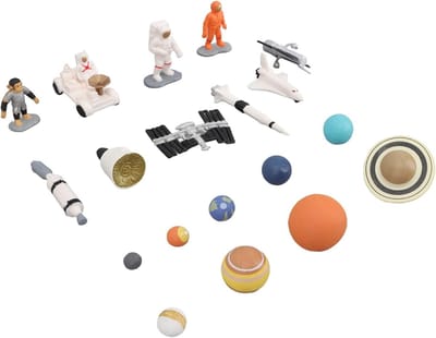 Astronaut Ruimte Figuur - Planetenmodel Set - Educatieve Display - Handgemaakt Verzamelobject - 16x13x5 cm - Multicolor