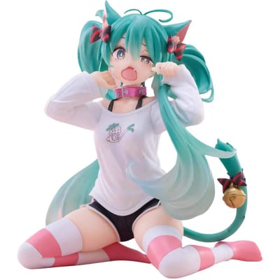 Anime Hatsune Miku 19CM Kleine Duivel Raccoon Actiefiguur Model Speelgoed Schattig Actiemodel PVC Verzameling Desktop Decoratie Cadeaus white